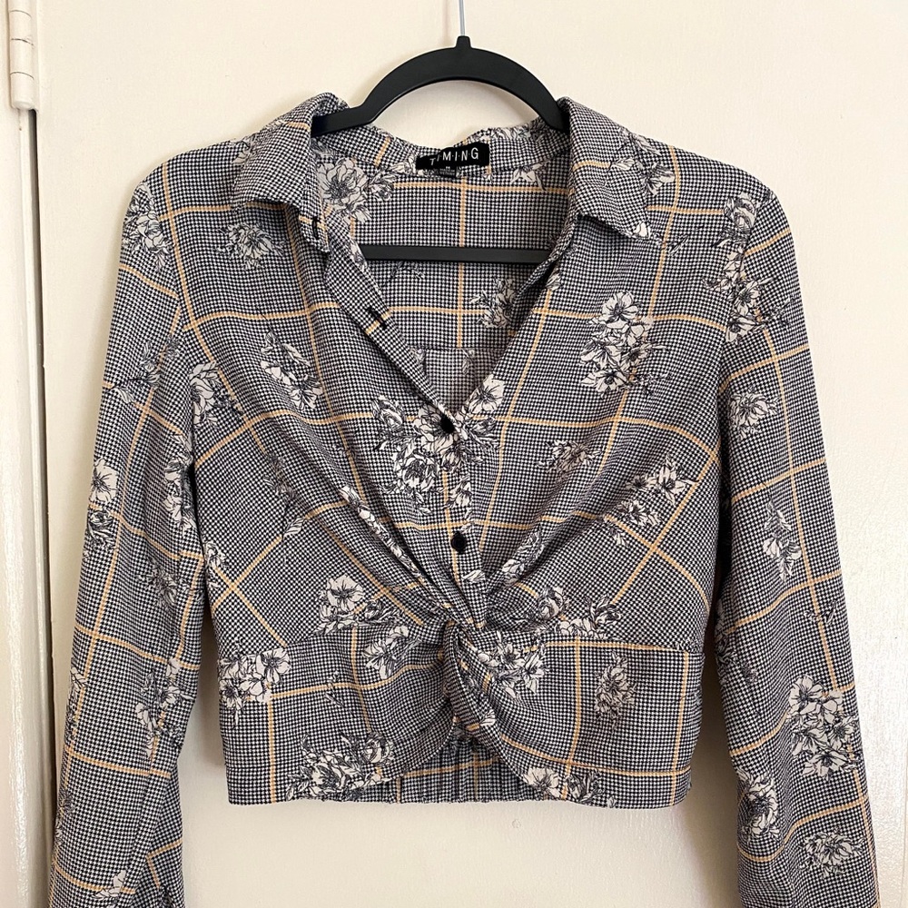 Long-sleeve Crop Top